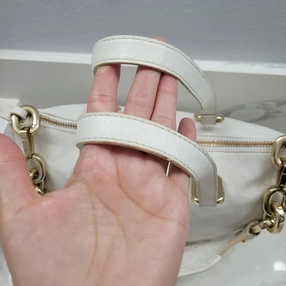 Juicy Couture 100% Genuine Cowhide Leather Satchel - Picture 3 of 16